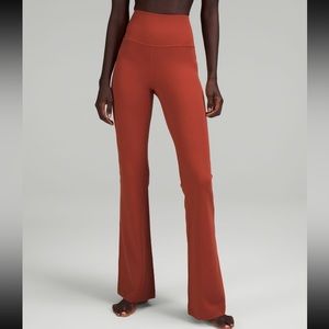 LULULEMON Groove Super High Rise Flared Pant Nulu Regular